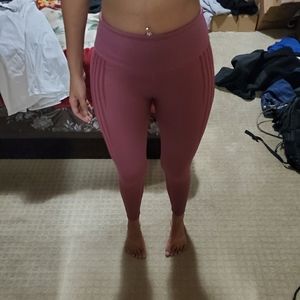 Fabletics leggings size small